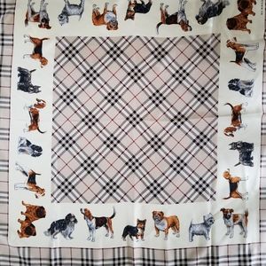 GORGEOUS AUTHENTIC BURBERRY SILK SQUARE SCARF